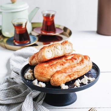 EL AÇMASI PEYNİRLİ KOL BÖREĞİ